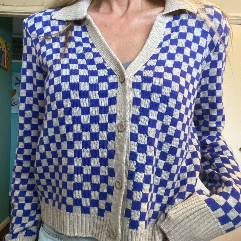 Checkered sweater!!💙 - Picture 9 of 10